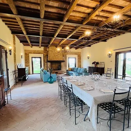 Finetta - Tabiano Castello Country Vila